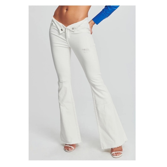 New! SER.O.YA OLIVIA Distressed Frayed Mid Rise Flare Jeans - Picture 4 of 13